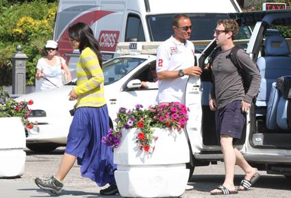 أين يمضي مالك الفايسبوك شهر العسل؟